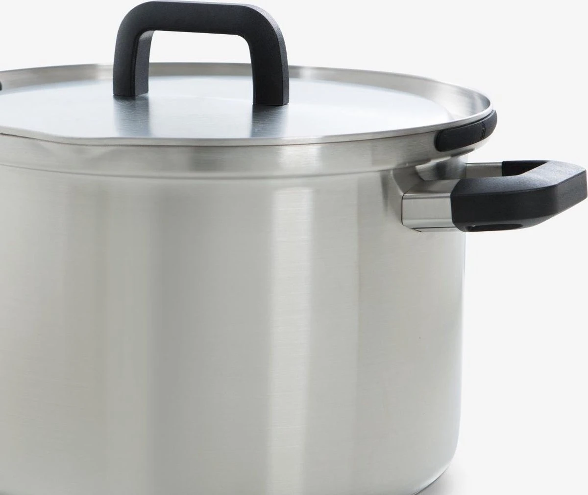 BK Flow Cool Pannenset - 4-delig – RVS Deksels - Veilig Afgietsysteem - Geschikt Voor Alle Warmtebronnen 3 BK Flow Cool Pannenset - 4-delig – RVS Deksels - Veilig Afgietsysteem - Geschikt Voor Alle Warmtebronnen - Afbeelding 3