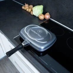 Herenthal Dubbele Grillpan - Ø 28 Cm - Koekenpan - Keramische Pan - Marmeren Coating Met Antiaanbaklaag - PFAS & PFOA Vrij - Pan - Grill - Vermindert Geur, Rook En Oliespatten - Zilver -Keuken Pot Winkel 1200x1200 1058