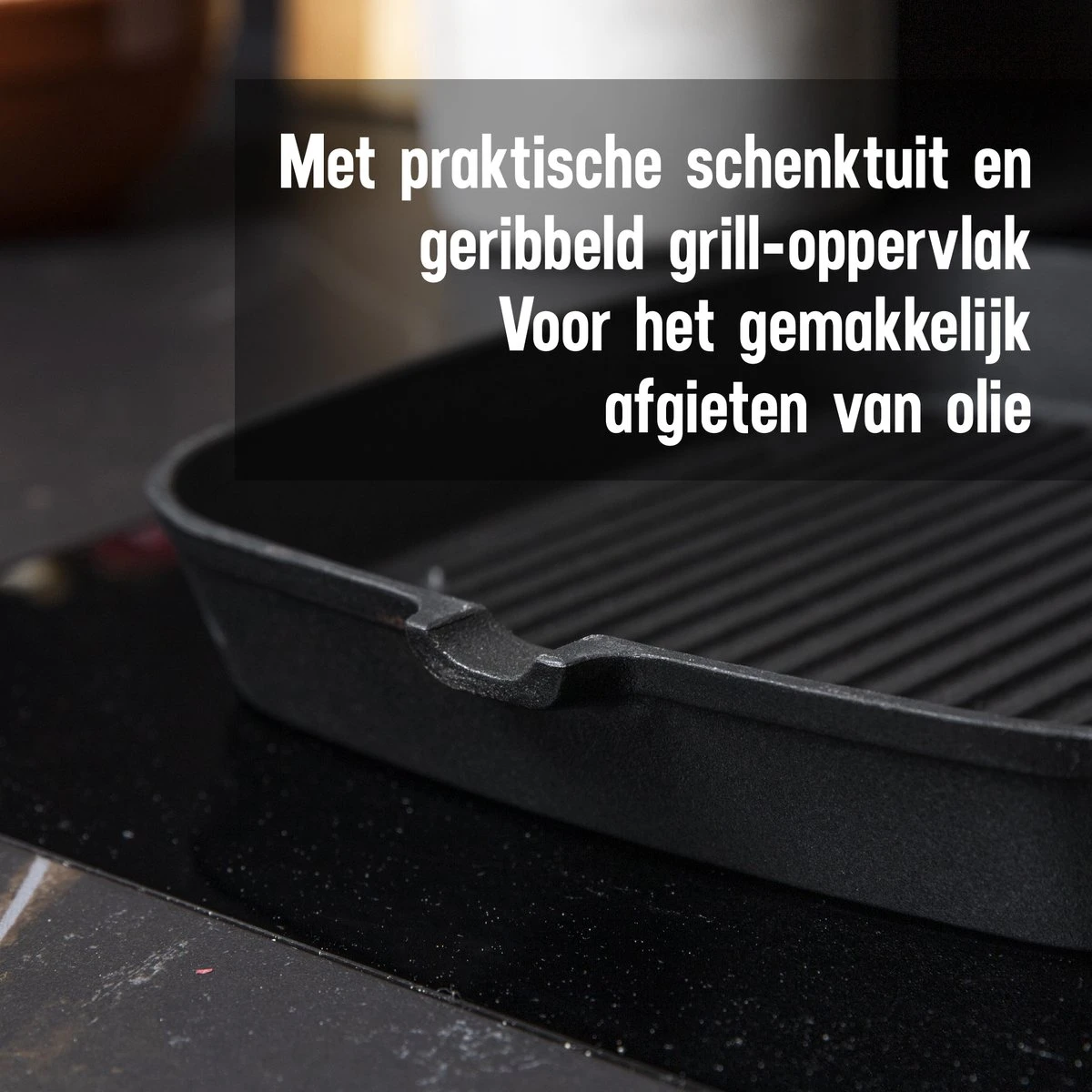 Daumonet Auguste Noir Gietijzeren Grillpan - Steakpan Zwart - PFAS & PFOA Vrij - Vierkant Met Schenktuit - 23,5 Cm - 2 Liter - Emaille - Alle Warmtebronnen - Elektrisch - Gas - Halogeen - Inductie - Keramisch 10 Daumonet Auguste Noir Gietijzeren Grillpan - Steakpan Zwart - PFAS & PFOA Vrij - Vierkant Met Schenktuit - 23,5 Cm - 2 Liter - Emaille - Alle Warmtebronnen - Elektrisch - Gas - Halogeen - Inductie - Keramisch - Afbeelding 10