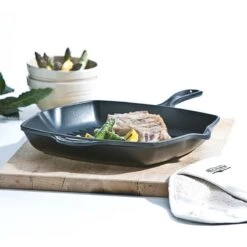Le Creuset Gietijzeren Vierkante Grillpan - 26cm - Mat Zwart -Keuken Pot Winkel 1200x1200 1113
