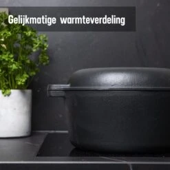 Daumonet Ducasse Gietijzeren Double Use Braadpan - Combi Sudderpan Zwart - 2-in-1 Bak- En Braadpan - PFAS & PFOA Vrij - Rond - Ø 26 Cm - 4,4 Liter - Emaille - Alle Warmtebronnen - Elektrisch - Gas - Halogeen - Inductie - Keramisch -Keuken Pot Winkel 1200x1200 1293