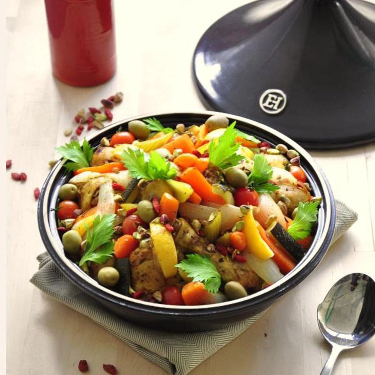 Emile Henry Tajine - Ø32 Cm - Fusain 6 Emile Henry Tajine - Ø32 Cm - Fusain - Afbeelding 6