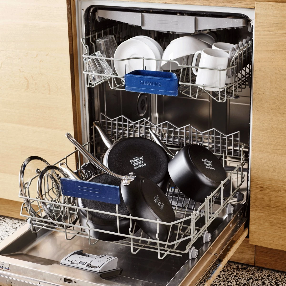 GreenPan Barcelona Infinity Pro Wokpan 28cm - Zwart - Inductie - PFAS-vrij 17 GreenPan Barcelona Infinity Pro Wokpan 28cm - Zwart - Inductie - PFAS-vrij - Afbeelding 17