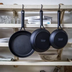 KitchenAid Classic Forged Aluminium Koekenpan ø20cm - Zwart - Inductie - Anti-aanbak -Keuken Pot Winkel 1200x1200 393