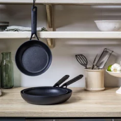 KitchenAid Classic Forged Aluminium Koekenpan ø20cm - Zwart - Inductie - Anti-aanbak -Keuken Pot Winkel 1200x1200 394