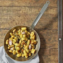 DeBuyer Carbone Plus Koekenpannenset Inductie - Zonder Anti Aanbaklaag - Gratis Spatel - Alle Warmtebronnen -Keuken Pot Winkel 1200x1200 645