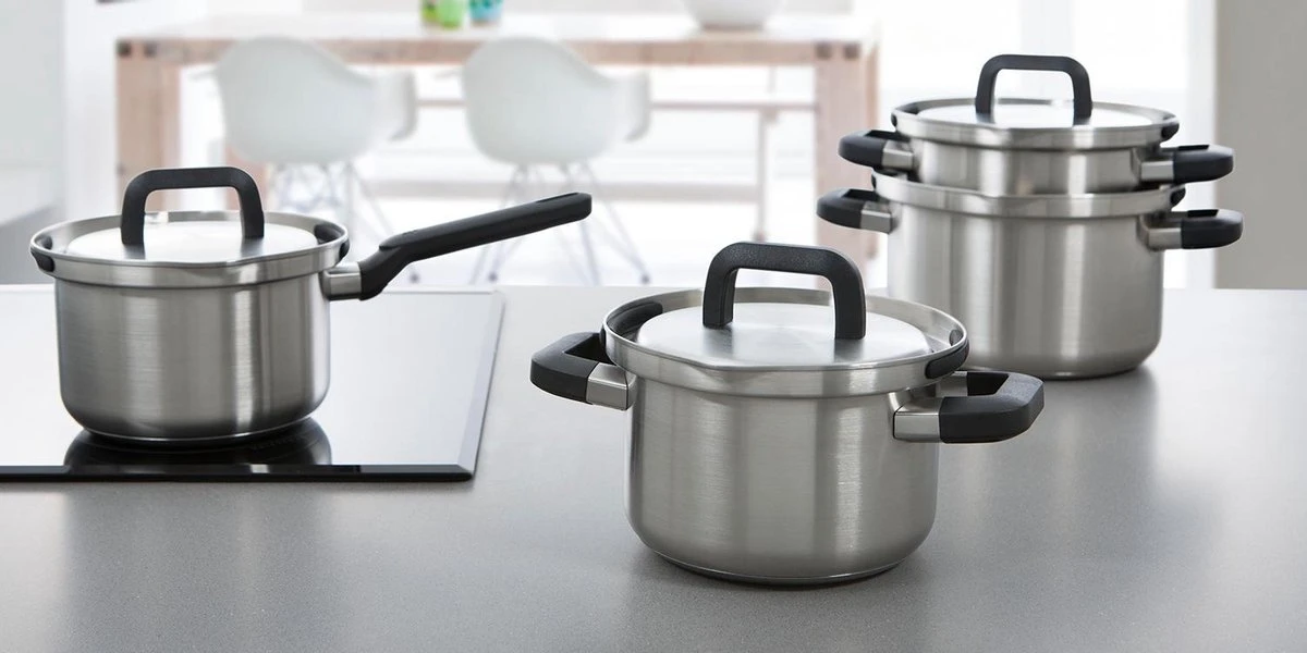 BK Flow Cool Pannenset - 4-delig – RVS Deksels - Veilig Afgietsysteem - Geschikt Voor Alle Warmtebronnen 16 BK Flow Cool Pannenset - 4-delig – RVS Deksels - Veilig Afgietsysteem - Geschikt Voor Alle Warmtebronnen - Afbeelding 16