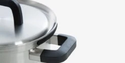 BK Flow Cool Pannenset - 4-delig – RVS Deksels - Veilig Afgietsysteem - Geschikt Voor Alle Warmtebronnen 25 BK Flow Cool Pannenset - 4-delig – RVS Deksels - Veilig Afgietsysteem - Geschikt Voor Alle Warmtebronnen -Keuken Pot Winkel 1200x601 1