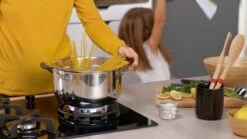 Tefal Cook & Cool E493S6 - Set 3-delig (kookpan 20/24 + Steelpan 16) -Keuken Pot Winkel 1200x674 7