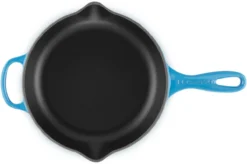 Le Creuset - Gietijzeren Ronde Skillet In Azure 23cm -Keuken Pot Winkel 1200x798 1