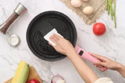 Swiss Pro+ | Set 14 Delige Pannenset | Inductie - Pannensets - Glazen Deksel - Met Afneembare Handgreep - Marmeren Interieur -PFAS-vrij | Pink -Keuken Pot Winkel 1200x799 95