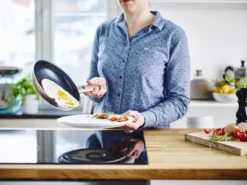 GreenPan Cambridge Hapjespan Met Deksel 28cm - Brons - Inductie - PFAS-vrij -Keuken Pot Winkel 1200x899 21