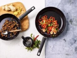 Gero Erik Wok Ø 28 Cm - Aluminium - Inductie - PFAS-vrij 7 Gero Erik Wok Ø 28 Cm - Aluminium - Inductie - PFAS-vrij -Keuken Pot Winkel 1200x900 24