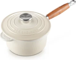 Le Creuset Steelpan - Met Deksel - Tradition - Meringue - ø 18 Cm / 1.8 Liter -Keuken Pot Winkel 1200x941