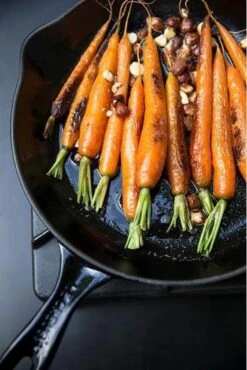 Le Creuset - Gietijzeren Ronde Skillet In Mat Zwart 23cm -Keuken Pot Winkel 801x1200 1